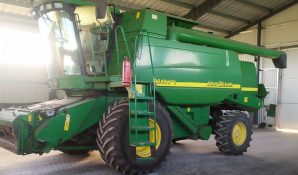LT0000035, Equipment loan backed with John Deere combine harvester and tractor